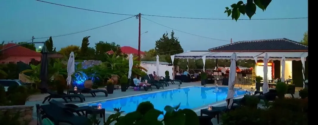 Villa Corali - Havuz