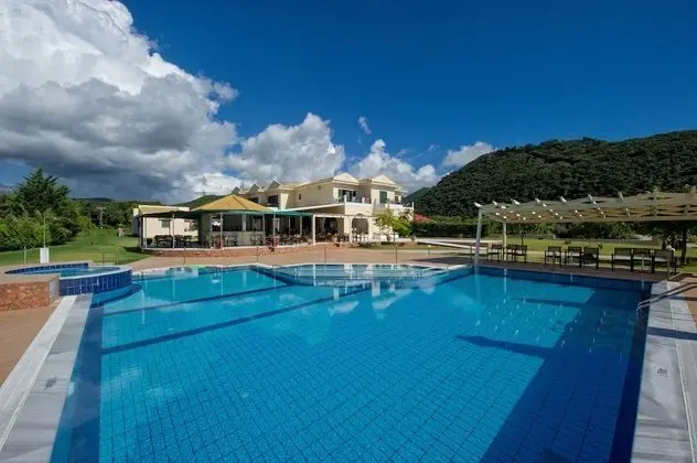 Coralli Hotel - Dış Mekan