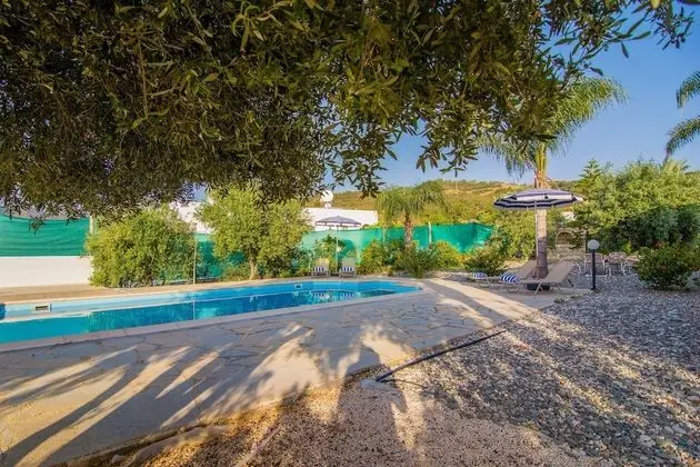 Corallia Villa, 3 Bedrooms see and Forest View - Dış Mekan