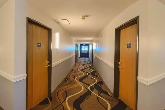Coratel Inn & Suites by Jasper Hastings - Lobi