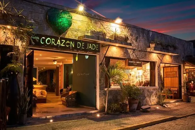 Corazon de Jade