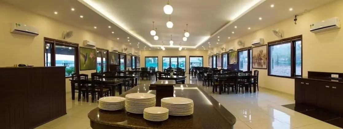 Corbett The Baagh Spa & Resort - Yerinde Yemek