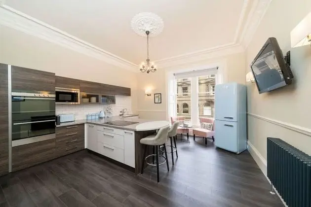 Cordis Apartment - an Apartment fit for Royalty - Oda