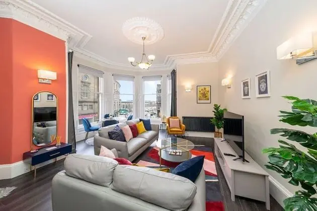 Cordis Apartment - an Apartment fit for Royalty - Oda