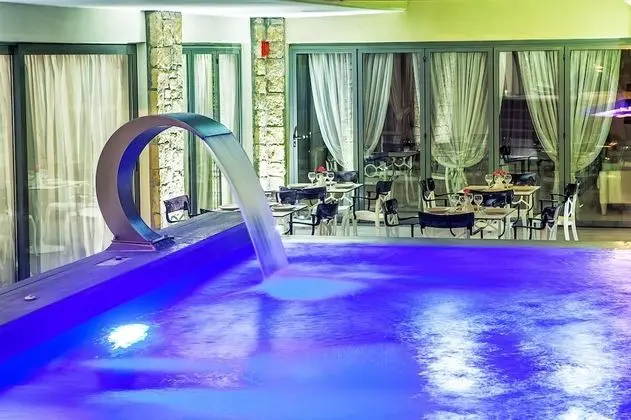 Core Hotel Polychrono - Havuz