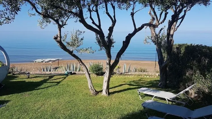 Corfu Glyfada Beachfront Villa Aa1g