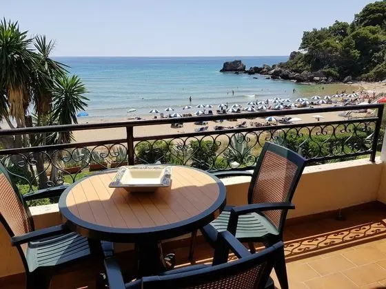 Corfu Glyfada Beachfront Apartment 7