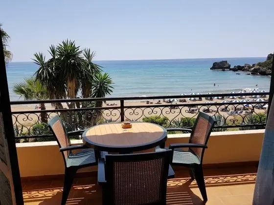 Corfu Glyfada Beachfront Apartment 7 - Öne Çıkan Resim
