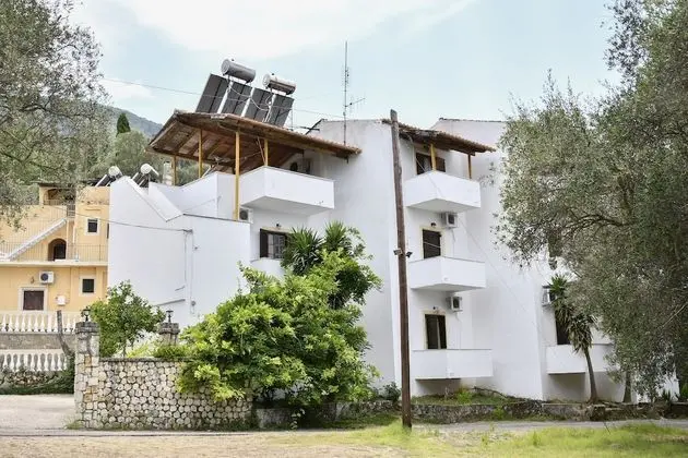 Corfu Room Apartments