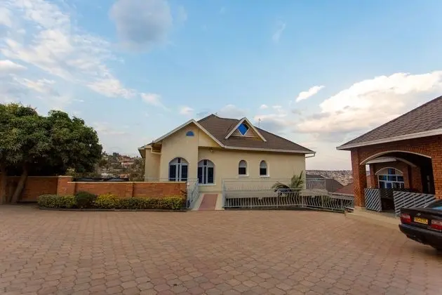 Corina K Guest House