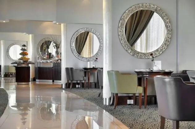 Corinthia Hotel Tripoli - Yeme / İçme