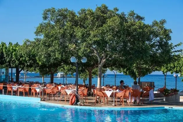 Corissia Beach Hotel
