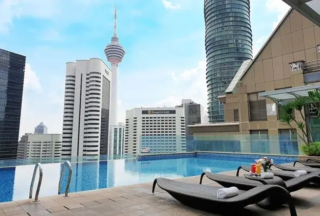 Cormar Suites - Havuz