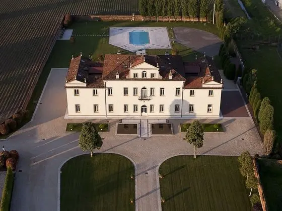 Villa Cornaro Tourist Suites - 1