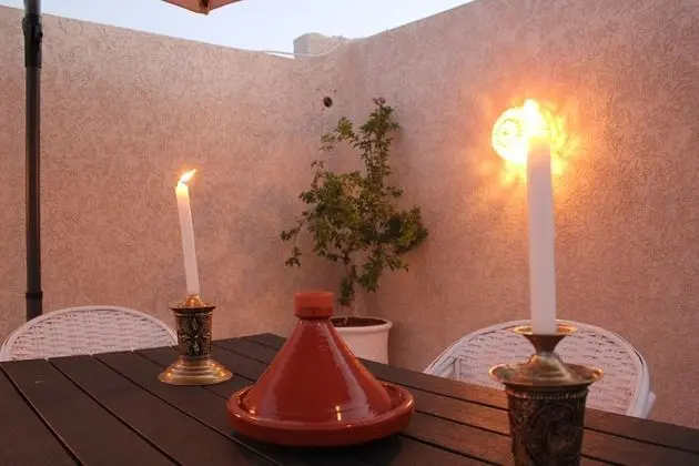 Corner Hostel Marrakech - Adults Only - Yerinde Yemek