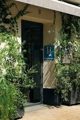 The Corner House - Dış Mekan