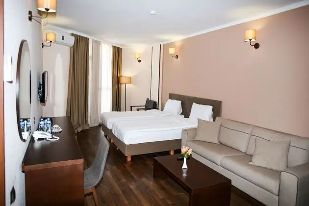 Hotel Corner Inn - Oda