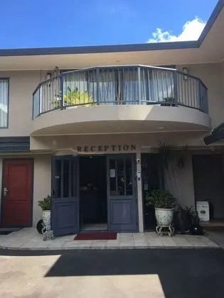 CORNWALL PARK MOTOR INN