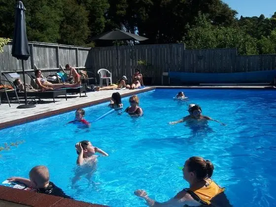 Coromandel Cottages - Havuz