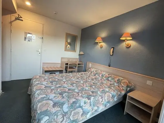 Hotel CORONA Lourdes