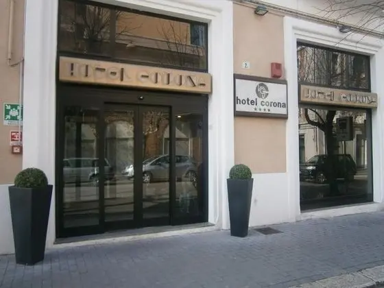 Hotel Corona - Dış Mekan