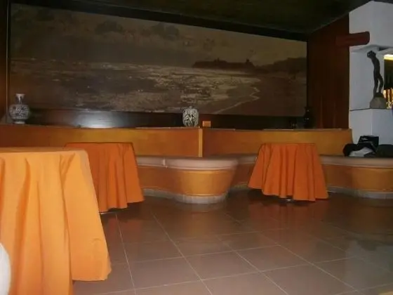 Hotel Corona - Lobi