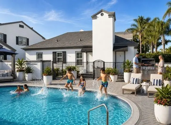 Coronado Inn - Havuz