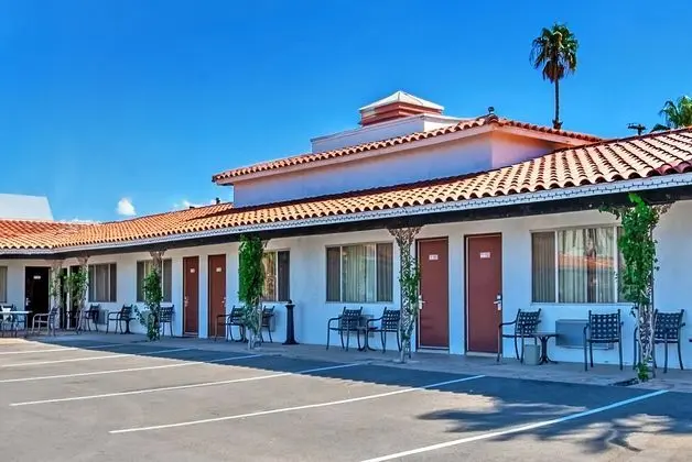 Coronado Motor Hotel, a Travelodge by Wyndham - Dış Mekan