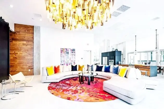 Corporate Apartments near Santa Monica - Lobi