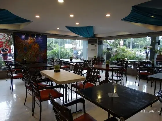 The Corporate Inn Hotel - Yerinde Yemek