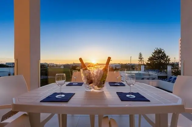 Correeira Luxury Residence T2 D - Albufeira, Pools, Wifi, Bbq, Beach - Dış Mekan