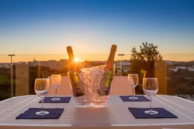 Correeira Luxury Residence T2 H - Albufeira, Pools, Wifi, Bbq, Beach - Dış Mekan