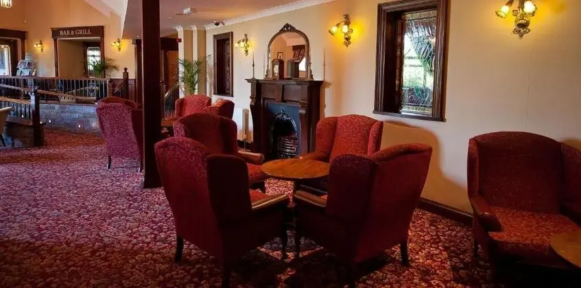 Corr's Corner Hotel - Lobi