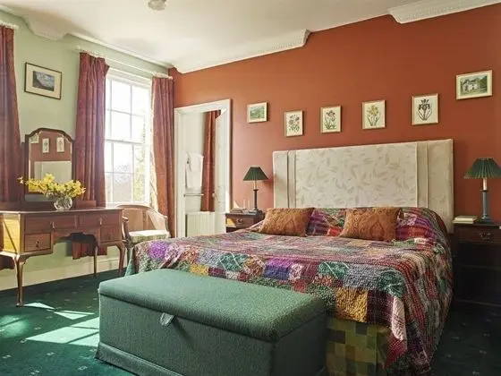 Corse Lawn House Hotel - Genel