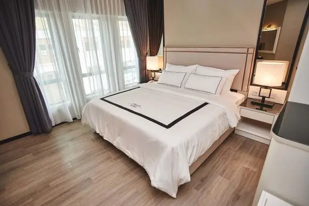 CORSICA HOTEL