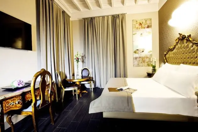 Corso 12 Rooms and Suites - Oda