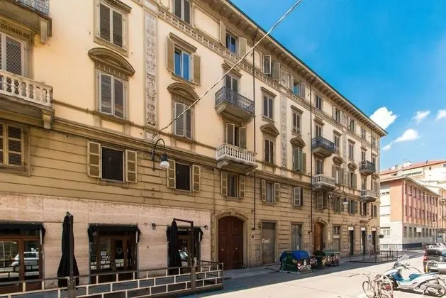 Corso Vittorio & Parco del Valentino Bright Flat