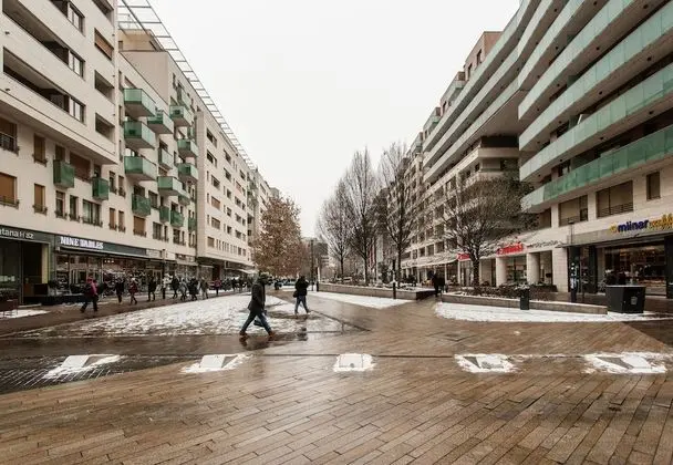 Corvin 4 Apartment - Dış Mekan