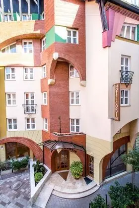 Corvin Hotel Budapest - Corvin wing - Dış Mekan