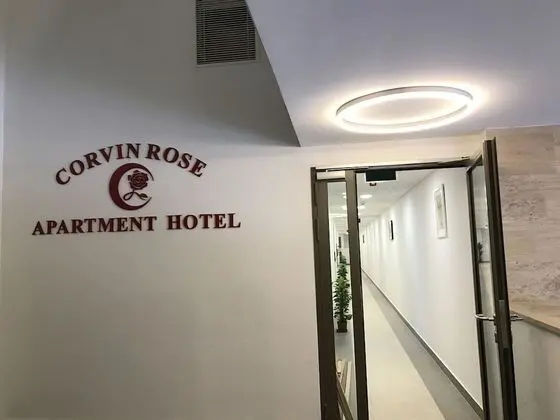 Corvin Rose Apartment Hotel - Lobi