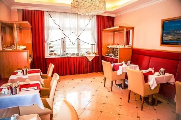 Hotel Corvinus - Yerinde Yemek