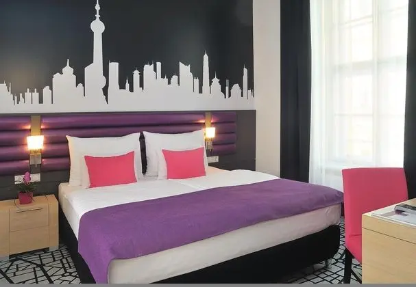 Cosmo City Hotel