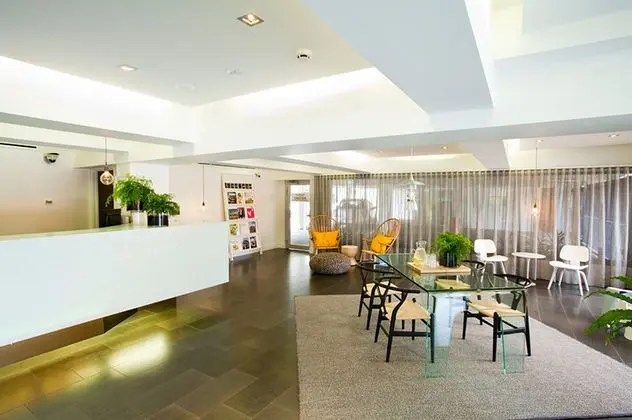 Cosmopolitan Hotel Melbourne - Lobi