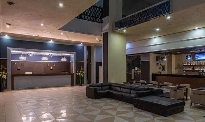 Cosmos Izhevsk Hotel - Lobi