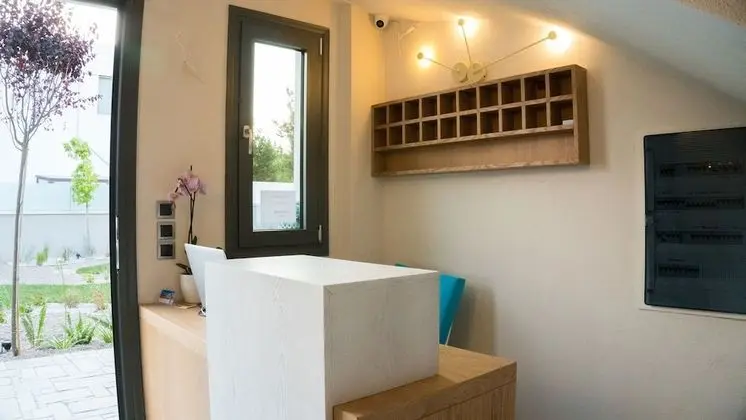 Costa Domus Blue Luxury Apartments - Lobi