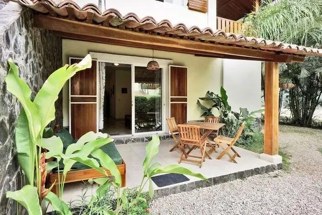 Costa Riki Apartments
