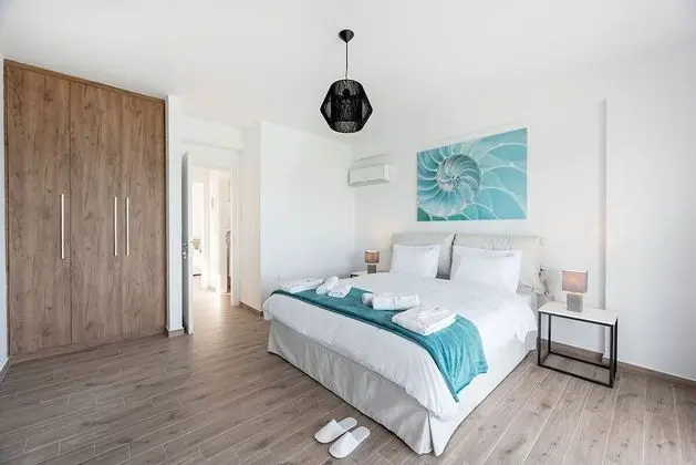 Costa Vasia Suites & Apartments - Oda