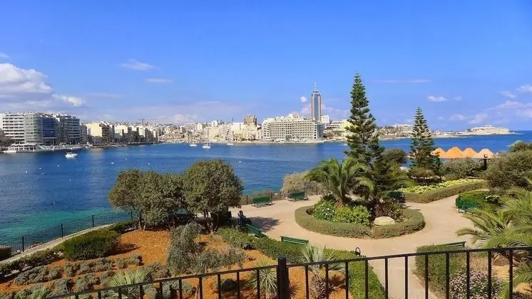 Cosy 1 Bedroom Sliema Apartment, Best Location