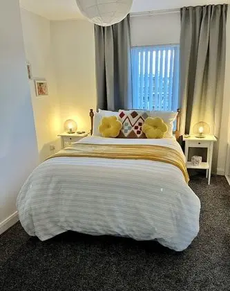 Cosy 2-bed House Close to Belfast City Centre - Oda
