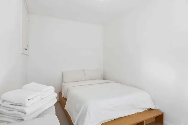 Cosy 2 Bedroom House Near Greenwich